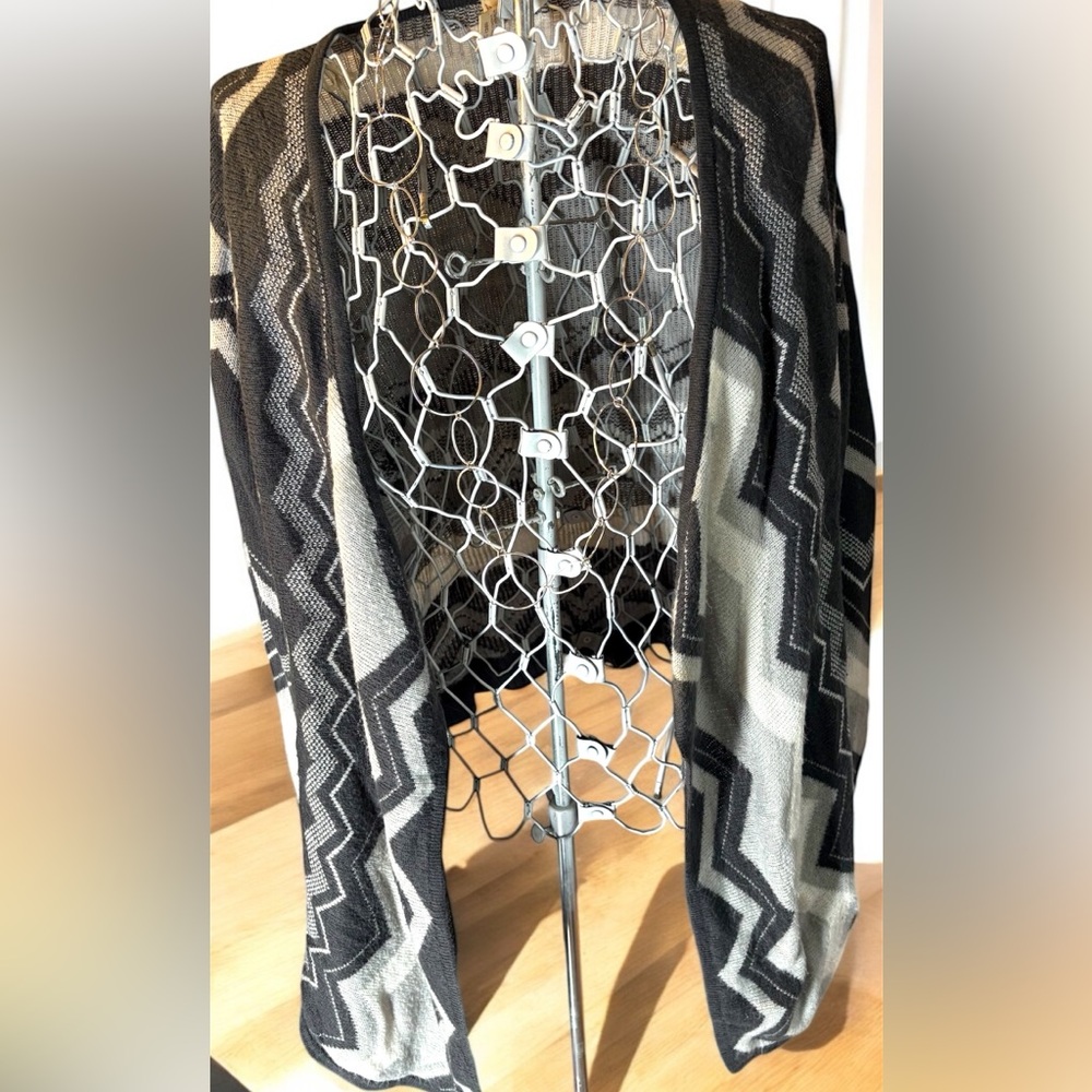 Faded Glory XXL Cardigan/Wrap Black Aztec Print Western Open Front Knit Sweater